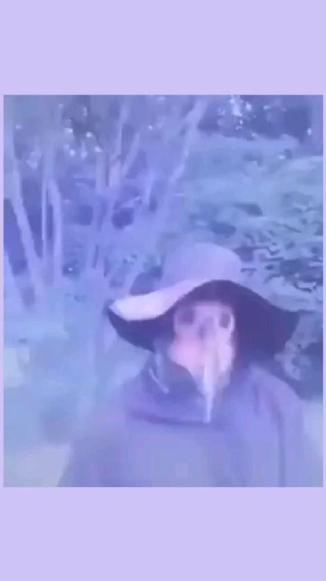 G'day I'm Bob the necromancer (not my video) in 2022 | Really funny pictures, Really funny memes, Hysterically funny Funny Plague Doctor Video, Bob The Necromancer, Cursed Videos, Ice Cream Funny, The Necromancer, Plague Doctors, Broken Humor, Funny Meems, Plague Doctor