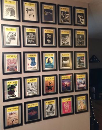 Broadway Playbills Display, Playbill Decor, Playbill Display, Playbill Binder, Future Mansion, Broadway Party, Theater Room Decor, Broadway Playbills, Musical Theatre Broadway