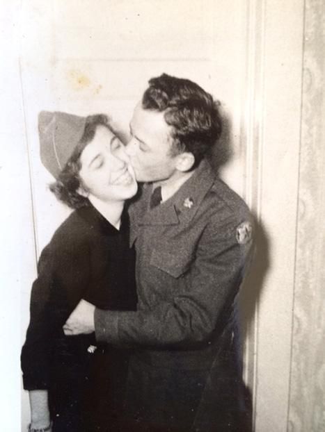 50s Teenagers, Southern Romance, Old Fashioned Love, Navy Girlfriend, Army Couple, Military Girlfriend, Southern Pride, Vintage Couples, Couple Romance