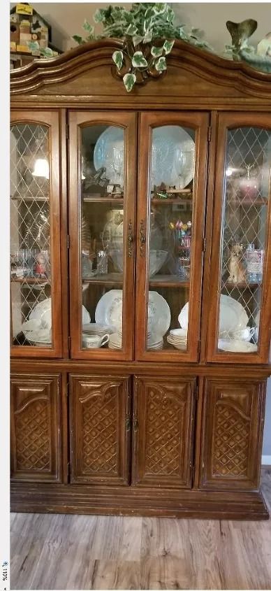 China Cabinet In Foyer, China Cabinet Alternative, China Cabinet In Living Room, China Cabinet Makeovers, Scratched Glasses, China Cabinet Redo, China Cabinet Makeover, Antique China Cabinets, Chalk Paint Makeover