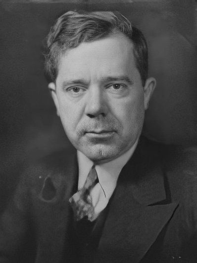 Huey Pierce Long Jr. was a politician who served as the 40th governor of Louisiana and as United States Senator from 1932 till his assassination. On 8th September 1935, Huey Long traveled to the State Capitol to pass a bill that made Judge Benjamin Pavy lose the position he had held for 28 years. At 9:20 PM, Benjamin’s son-in-law, Carl Weiss approached Long and shot him with a handgun. He died at 4:10 AM on September 10th, 31 hours after the assassination. Huey Long, George Foster, Rare Quotes, Democratic Leadership, Rare Quote, 25th Quotes, James Madison, Education And Training, Public Policy