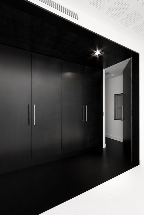 black  white.: Black Closet, Black And White Interior, Hotel Interior Design, Hotel Interior, Residential Interior, Commercial Interiors, White Interior, Interior Architecture Design, Architecture Interior