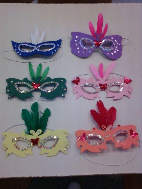 Bunny Crafts Diy, Crafts Paper Flowers, Diy Crafts Paper, Masquerade Mask Diy, Diy Halloween Masks, Drawing Games For Kids, Carnival Crafts, Preschool Art Projects, Carnival Decorations