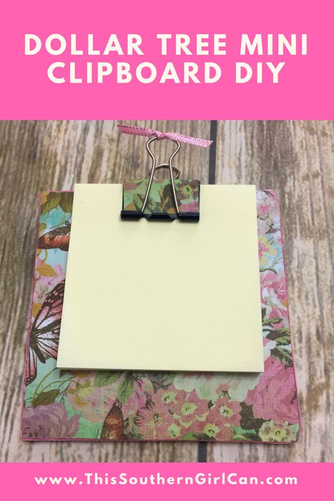 Make this cute mini clipboard from Dollar Tree items to spruce up your desk a bit! Mini Clipboards Diy, Diy Mini Clipboard, Decorate Clipboard Diy, Mini Clipboards, Clipboard Ideas, Diy Clipboard, Clipboard Decorating, Crafts Dollar Tree, Diy Dollar Tree Decor