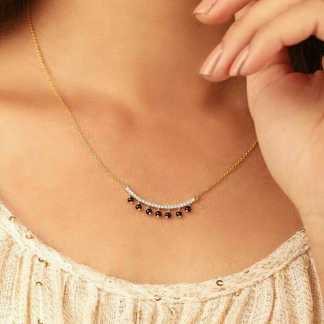 Trendy Mangalsutra Designs, Gold Diamond Mangalsutra, Fancy Mangalsutra, Mangalsutra Chain, Black Beads Mangalsutra, Black Beads Mangalsutra Design, Diamond Mangalsutra, Modern Gold Jewelry, Gold Mangalsutra Designs