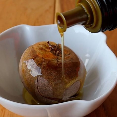 Don't throw it away! Add olive oil to an avocado seed. | seed, avocado, olive oil | Don't throw it away! Add olive oil to an avocado seed. | By My Tips Book - Facebook Avocado Seed Uses, Avocado Seed Benefits, Alcohol Benefits, Herbs Remedies, Benefits Of Avocado, Natural Things, Avocado Seed, How To Make Oil, Mango Recipes