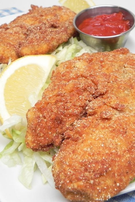 Deep-Fried Tilapia | "Made as written and I really liked the coating on this. It was flavorful and held its crisp." #dinnerideas #dinnerrecipes #familydinnerideas #fish #fishdinner #fishrecipes #howtocookfish Fried Tilapia Recipes, Tilapia Dinner, Tilapia Recipes Easy, Fish Batter Recipe, Deep Fried Recipes, Fried Tilapia, Tilapia Fish Recipes, Tilapia Recipe, Fried Fish Recipes