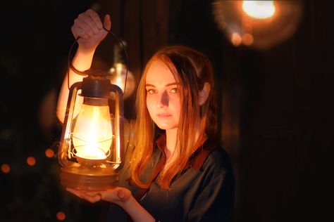 Candlelight Lighting Reference, Pose With Lantern, Person Holding Lantern Reference, Warm Lighting Reference, Holding A Lantern Pose Drawing, Person Holding Lantern, Lighting From Behind Reference, Flashlight Pose Reference, Looking Down At Camera Reference