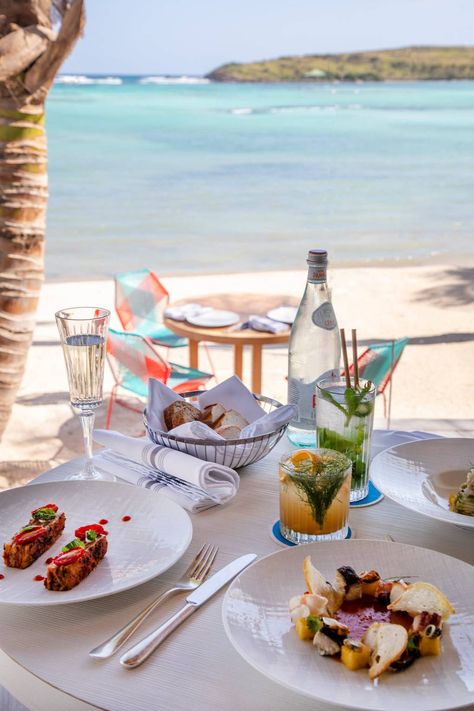 Fine Dining Photography, Breakfast On The Beach, Breakfast With A View, Restaurant Photography, Beach Clubs, Beach Vacay, St Barts, Beach Water, Beach Bar