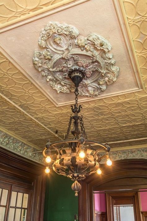 Spectacular historic light fixture and ceiling adornment in an 1879 Victorian, Davenport, IA. Victorian Houses For Sale, Victorian Ceiling, Victorian Home Interior, Victorian Home Decor, Victorian Bedroom, Victorian Interior, Victorian Interiors, Victorian Furniture, Victorian Decor