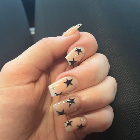 Star nails Stars Nails Design, Star Nails Design, Nail Design Star, Nails Design Tutorial, Starry Nails, Nails Star, Stars Nails, Shellac Nail Designs, Nyc Nails