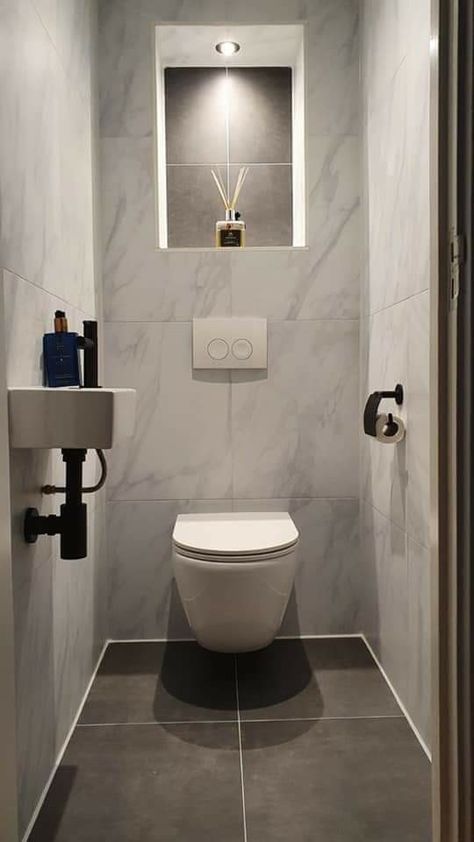 Toilet Tiles Design, Small Toilet Design, Small Downstairs Toilet, Toilet And Bathroom Design, Toilet Room Decor, Small Bathroom Layout, Small Toilet Room, Bilik Air, Restroom Design