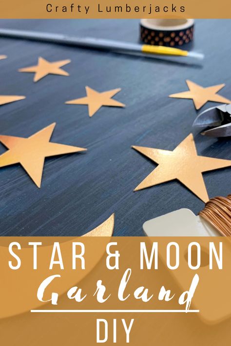 Star Garland Christmas Tree, Celestial Diy Decor, Diy Moon And Stars Decorations, Witchy Garland, Diy Star Decorations, Star Crafts For Kids, Star Garland Diy, Diy Halloween Tree, Star Garland Christmas