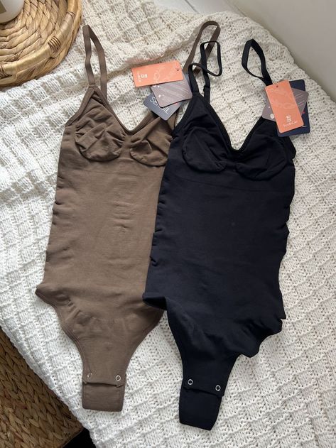 Amazon Shapewear, Amazon Bodysuit, Neutral Bodysuits, Skims Duper Winter Shorts Outfits, Skims Outfit, Shapewear For Women, Amazon Clothes, Outfit Inspo Casual, Body Suit Outfits, Shapewear Bodysuit, Summer Outfit Inspiration, Cute Swimsuits