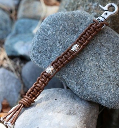 Square Knot Keychain (Customer Design) - Lima Beads Square Knot Keychain, Knot Keychain, Leather Beads, Journal Jewelry, Keychain Leather, Diy Beaded Bracelets, Jewerly Making, Square Knot, Brass Bracelet