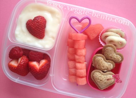 #gladinspiredlunches Kawaii Lunch Ideas, Kawaii School Lunch, Kawaii Lunch Boxes, Aesthetic Lunch Ideas For School, Cute Lunch Ideas, Cute Lunches, Vegetarian Bento, Bento Box Lunch Ideas, Box Lunch Ideas