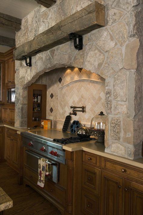 Lodge Style Kitchen, Stone Kitchen Hood, Stone Range Hood, Stove Range Hood, Artistic Interior, Lodge Kitchen, Old World Kitchens, Kitchen Vent Hood, Kitchen Vent