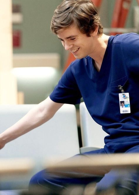 Dr. Shaun Murphy Shawn Murphy, Dr Shaun Murphy, Dr Murphy, Good Doctor Series, Jasika Nicole, The Good Dr, Antonia Thomas, Shaun Murphy, Freddie Highmore