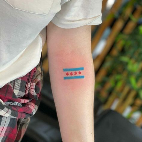 Chicago Fine Line Tattoo, Subtle Chicago Tattoo, Chicago Tattoo Ideas Simple, Chicago Tattoo Ideas, Virginia Tech Tattoo, Chicago Flag Tattoo, Chicago Skyline Tattoo, Tech Tattoo, Skyline Tattoo