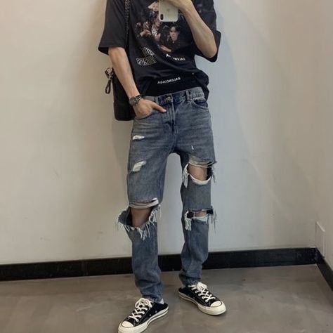 Emo Skater Outfits Men, Grunge Mens Aesthetic, Punk Alternative Style Men, Casual Grunge Outfits Men, Male Fashion Aesthetic Grunge, Alt Fits Men, Mens Grunge Outfits 90s, Grunge Outfits Men Edgy, Grunge Outfits Men Summer