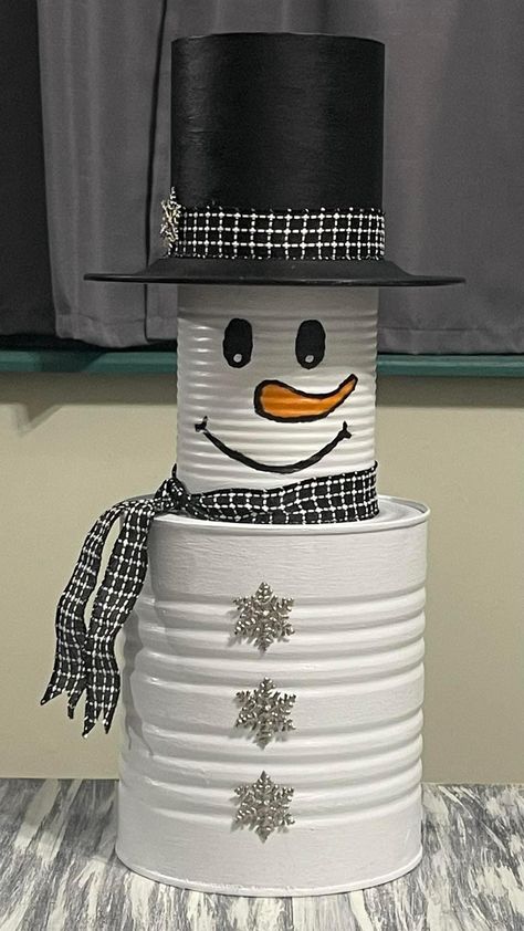 Tire Snowman Diy, Tin Can Snowman Crafts, Can Crafts Tin Diy, Tin Can Snowman, Diy Snowman Crafts, Can Snowman, How To Make Snowman, New Year Ideas, Diy Christmas Crafts To Sell