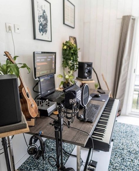 Producer Room Aesthetic, Home Recording Setup, Producer Desk Setup, Mini Music Studio Room, Recording Studio Bedroom Ideas, Mini Home Studio Music, Room Ideas For Musicians, At Home Recording Studio Aesthetic, Home Recording Studio Setup Small Spaces