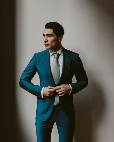 Brandon Scott on Instagram: "Teal suit 👌🏼Would you rock this colour on your wedding?" Dark Teal Blue Suit Men, Teal Wedding Suit, Teal Groomsmen Attire, Teal Groomsmen, Orange Weddings, Teal Suit, Brandon Scott, Burnt Orange Weddings, Blue Suit Men