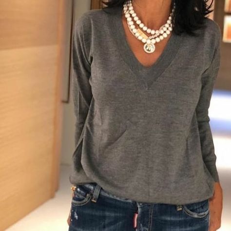 @italy_top_fashion on Instagram: “@rafirejano ✅ via my dear @perfect_fashion_styling ✅ . #instafashion #instafollow #instagood #instastyle #instapic #styleblogger…” V Neck Cotton Blouse, Gray Plain, Women Fall Tops, Cotton Long Sleeve Shirt, Fall Shirt, Casual Tops For Women, Plain Shirts, Women Shirts Blouse, Tops Fall