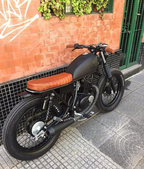 Simson Moped, Brat Bike, Suzuki Cafe Racer, Cafe Racer Moto, Moto Scrambler, Tracker Motorcycle, Мотоциклы Cafe Racers, Moto Cafe, Flat Tracker