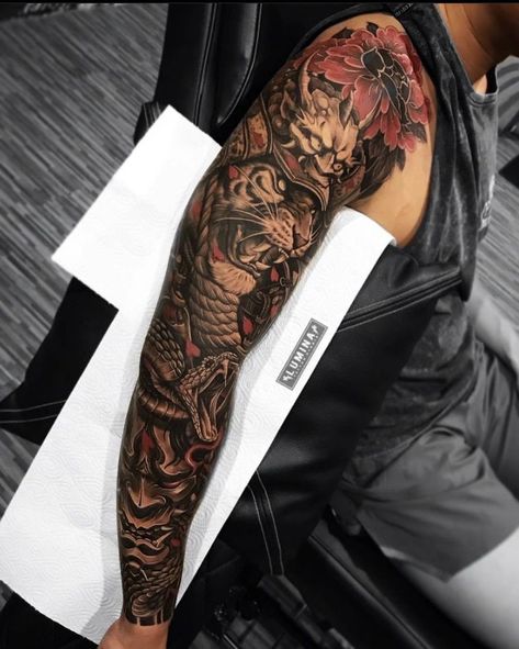 Dragon Tattoo Sleeve Design, Japanese Tattoo Hannya, Year Leg Tattoo Men, Japanese Tattoos Arm Sleeve, Japanese Sleeve Ideas, Japanese Forearm Tattoos, Japanese Arm Sleeve Tattoo For Men, Japan Tattoo Sleeve For Men, Samurai Tattoo Design Ideas For Men