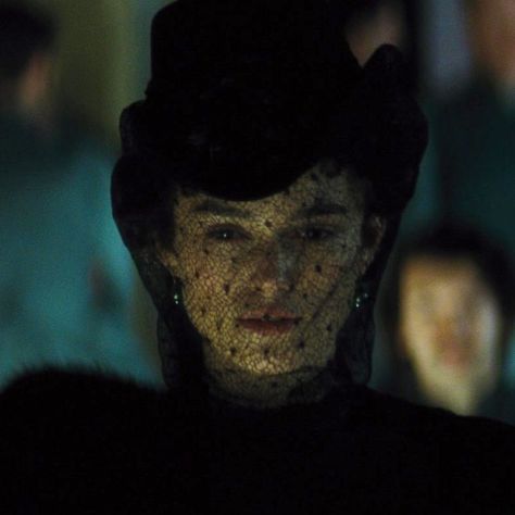 Anna Kerinina, Keira Knightley Anna Karenina, Anna Karenina Aesthetic, Anna Karenina Movie, Flowers In The Attic, Keira Knightly, Period Movies, Anna Karenina, Film Studies