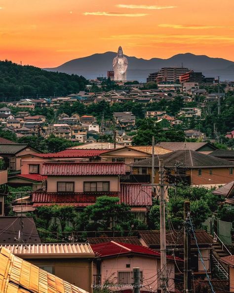 Japan Travel: Magic summer sunsets   The statue in the background of the shot is the Sendai Da... https://www.alojapan.com/481078/japan-travel-magic-summer-sunsets-the-statue-in-the-background-of-the-shot-is-the-sendai-da/ #Visitjapan, #Japan, #JapanTravel, #Japanfan, #Japangram, #Japansummer, #JapanTravel, #Japantraveler, #Miyagi, #Myjapan, #Sendaijapan, #Sendaimiyagi, #Summer , #Summerinjapan, #Sunset, #Traveler, #Wanderlust Sendai Daikannon, Miyagi Japan, Sendai Japan, Japan Beach, Japan Tourist, Summer In Japan, Japan Summer, Japan Country, Japan Holidays