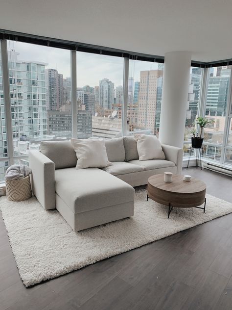 Downtown apartment Boston Luxury Apartment, Cozy Downtown Apartment, Big City Apartment Aesthetic, Apartment With Floor To Ceiling Windows, Seattle Appartement, Downtown Toronto Apartment Aesthetic, Toronto Condo Aesthetic, Skyrise Apartment Aesthetic, Dc Apartment Aesthetic