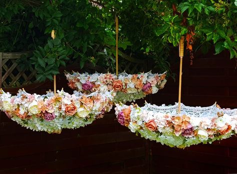 Umbrella Centerpiece, Bridal Umbrella, Candle Table Centerpieces, Floral Umbrellas, Xmas Table Decorations, Lace Umbrella, Umbrella Decorations, Umbrella Wedding, Photography Decor