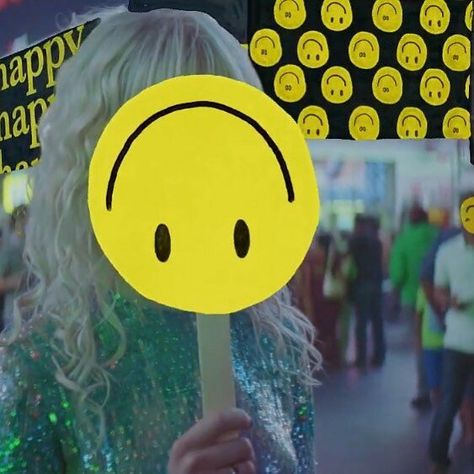 Fake happy Paramore Fake Happy Tattoo, Fake Happy Tattoo Paramore, Fake Happy Tattoo, Fake Happy Aesthetic, Fake Happy Paramore, After Laughter Paramore, Paramore After Laughter, Fake Happy, Happy Tattoo