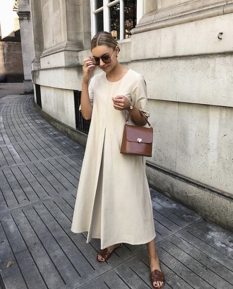 Linen Fashion, Minimalist Dresses, Mode Casual, Minimal Outfit, Instagram Outfits, Outfits Spring, 가을 패션, Trending Dresses, Minimalist Outfit