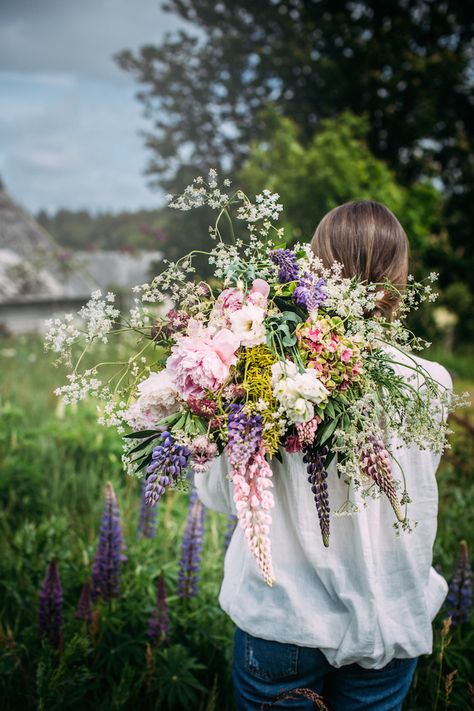 Large Bouquet Of Flowers, Large Bouquet, A Bouquet Of Flowers, Deco Floral, Bouquet Of Flowers, Lorde, Flower Farm, Beautiful Blooms, Ikebana