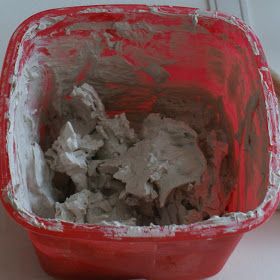 ArtMind: How to recycle clay? Recycling Clay, Recycle Clay, Clay Lesson, Craft Clay, How To Recycle, Clay Sculpting, Ceramic Tools, Pottery Videos, Sculptures Céramiques