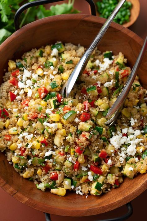 Veggie Quinoa with Zucchini and Corn - Peas and Crayons Squash Quinoa, Veggie Quinoa, Homemade Italian Dressing, Squash Vegetable, Vegetarian Quinoa, Vegetable Quinoa, Black Bean Quinoa, Gluten Free Sides, Breakfast Burger