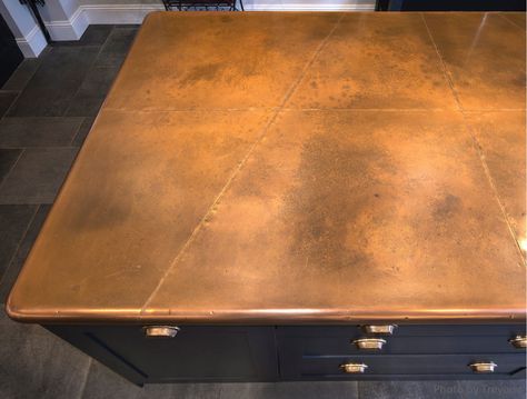 Copper Worktop, Curved Worktop, Kitchen Worktop Ideas, Interior Colour Ideas, Worktop Ideas, Custom Kitchen Countertops, Copper Countertops, Bespoke Kitchen Island, Island Kitchen Ideas