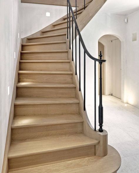 2023 Staircase, Caribbean Homes, Handrail Design, Wrought Iron Stairs, Entry Stairs, Exclusive Homes, Stair Case, Staircase Railings, Interior Stairs