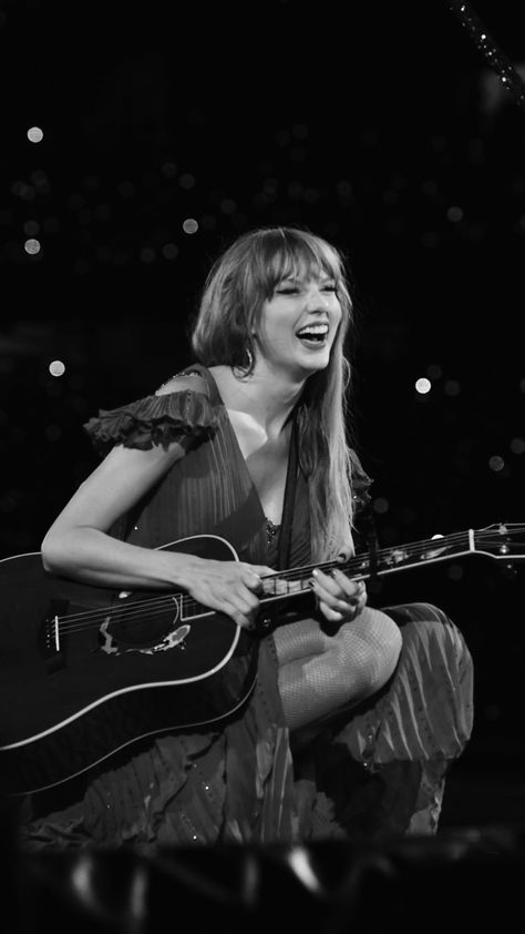 Taylor Swift Images, Photos Of Taylor Swift, Hilarious Pictures, Swift Wallpaper, Not Funny, Taylor Swift Cute, Estilo Taylor Swift, Taylor Swift Posters, Swift Photo