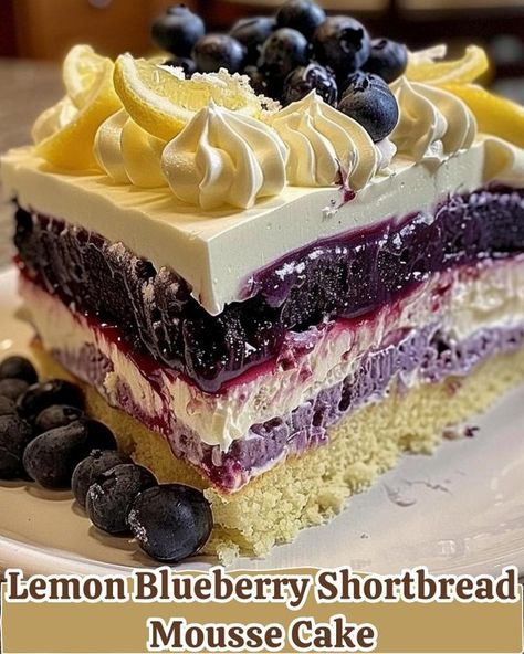 Recipes Epic Blueberry Shortbread, Cake Cabinet, Blueberry Mousse, Blueberry Desserts Recipes, Lemon Blueberry Cheesecake, Mousse Cake Recipe, Dessert From Scratch, Chilled Desserts, Macaron Cookies