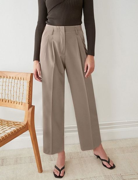 Taupe Trousers, Taupe Pants, Cool Outfit Ideas, Tan Trousers, Outfit Ideas Fashion, Pixie Market, Casual Basics, Trouser Outfit, Cool Outfit