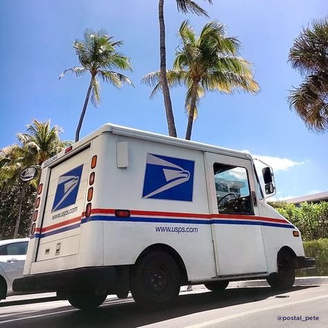 Usps Humor, Usps Truck, Truck Cards, Hand Lettering Envelopes, Mail Truck, Sneaker Posters, Sweater Ideas, Met Ball, Incredible Tattoos