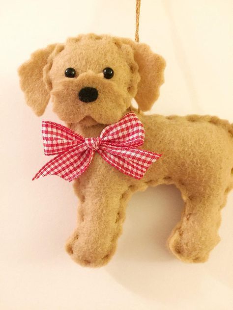 Labradoodle Ornament, Felt Dog Ornament, Baby Mobil, Felt Crafts Christmas, Felt Christmas Decorations, Felt Dogs, Felt Patterns, Felt Decorations, Felt Christmas Ornaments