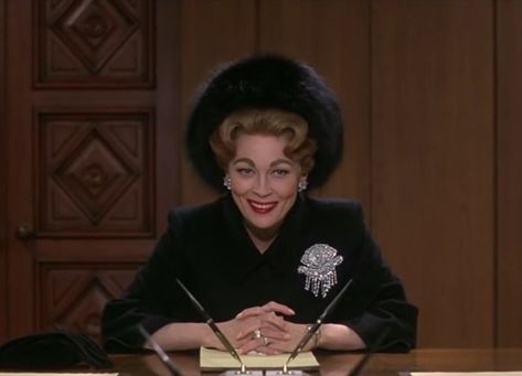 Faye Dunaway as Mommie Dearest Mommie Dearest Movie, Mommie Dearest, Faye Dunaway, Mommy Dearest, Joan Crawford, Best Actress, Classic Hollywood, Estate Jewelry, Personal Style