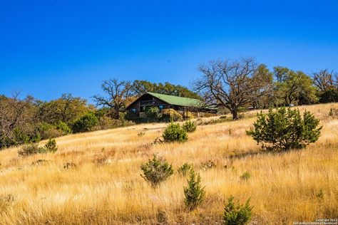 Circa 2004 Ranch House For Sale W/Views/Horse Barn And Sheds on 20 Acres Texas $815,000 - Country Life Dreams Horse Ranch Layout, Horse Ranch House, Old Ranch House, Texas Ranch House, Ranch Photos, Sims Background, Ranches For Sale, Background Characters, Life Dreams