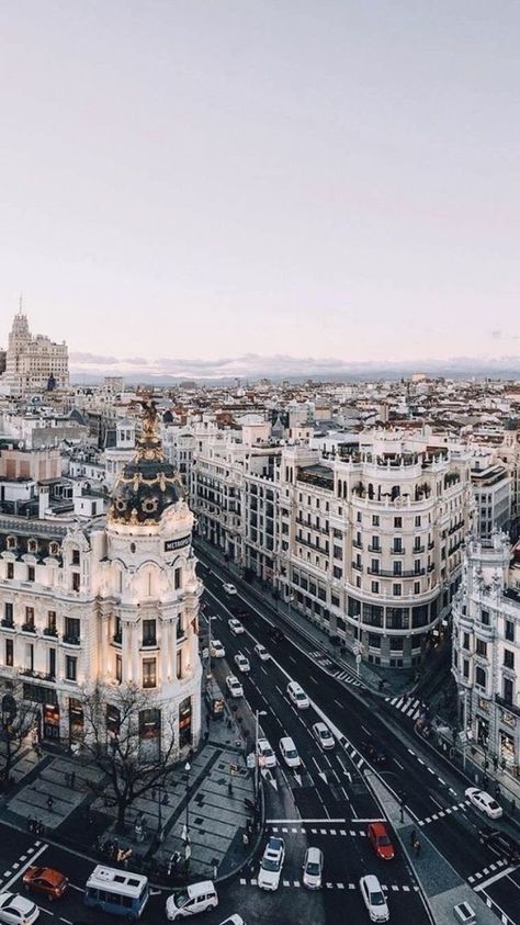 Madrid, Spain Paris Wallpaper, Tall Buildings, City Of London, City Wallpaper, City Aesthetic, City Girl, Beautiful Architecture, Travel Inspo, Pretty Places