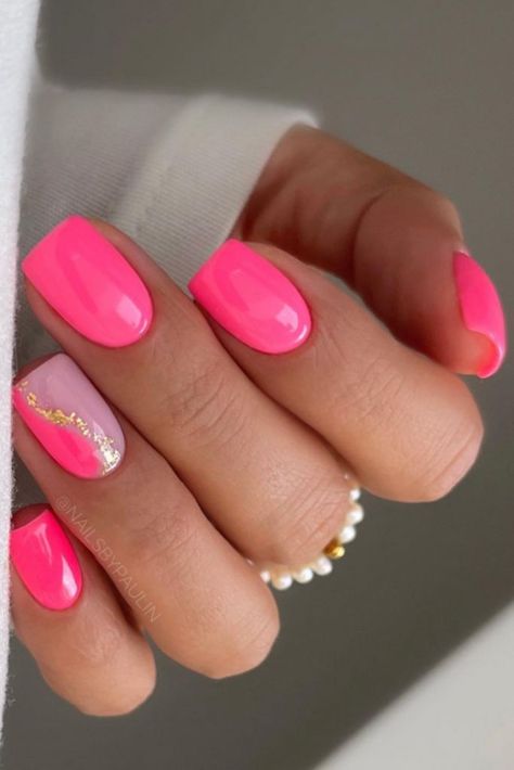 Short Pink Manicure Ideas, Pink Nails With One Design Nail, Pink Finger Nail Designs, Bright Pink Nails With Accent Nail, Bright Pink Holiday Nails, Easy Short Acrylic Nails, Summer Pink Nails Short, Square Nails Pink Design, Simple Nails Hot Pink